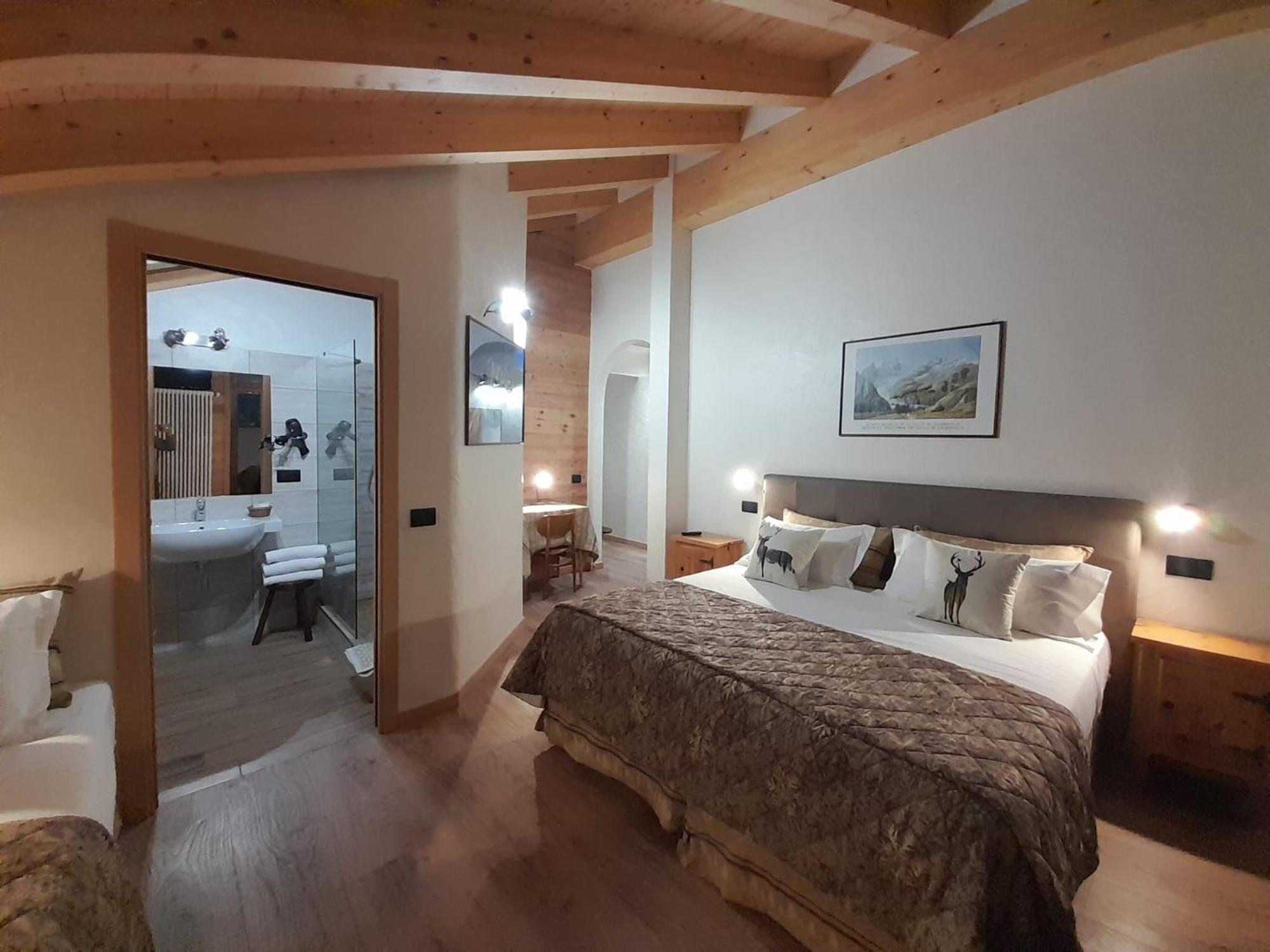 Hotel Astoria Курмайор Екстериор снимка